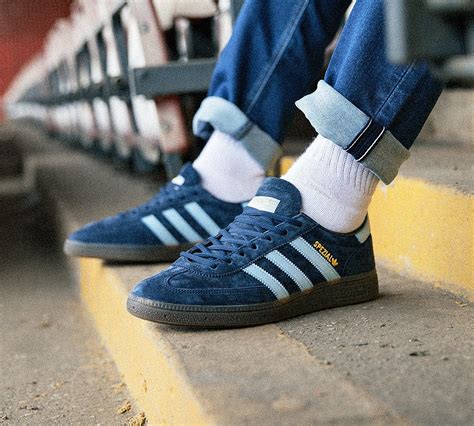 Adidas handball navy gum